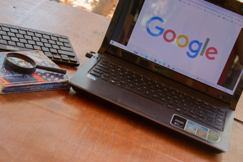 CEO do Google vem a público e fala novas atualizações a respeito do avanço da Inteligência Artificial (IA).