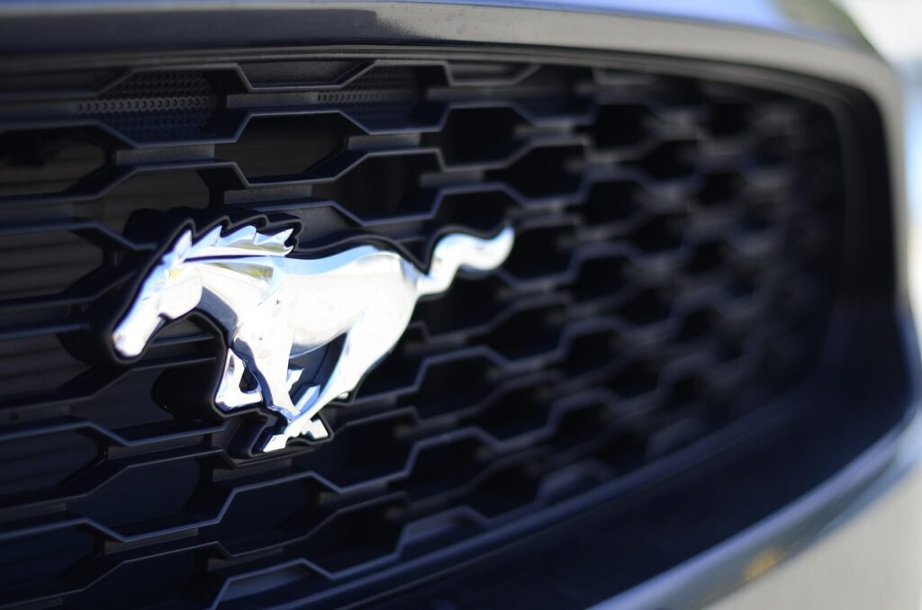 Os tempos de ouro da Ford no mundo parecem que passaram; será? Mais um modelo deve deixar as ruas e algumas pessoas vão sentir falta dele.