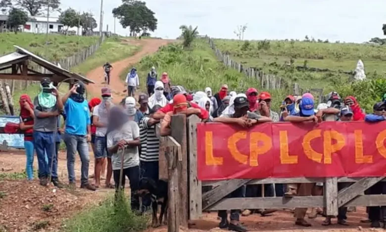 Trabalhadores de fazenda são emboscados por grupo de sem-terra ligado a facção