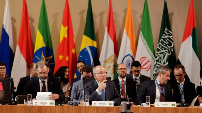 Ministros dos Brics se reúnem em Brasília em 1º encontro após expansão