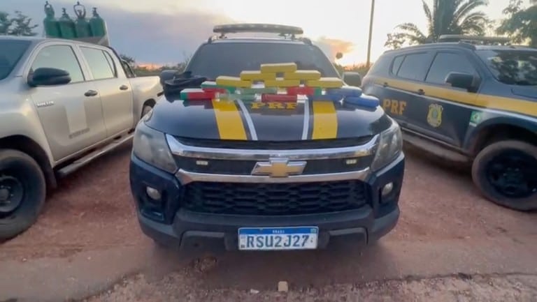 Servidor da Prefeitura de Guajará Mirim flagrado com 36 kg de drogas e armas tem prisão preventiva decretada - Polícia