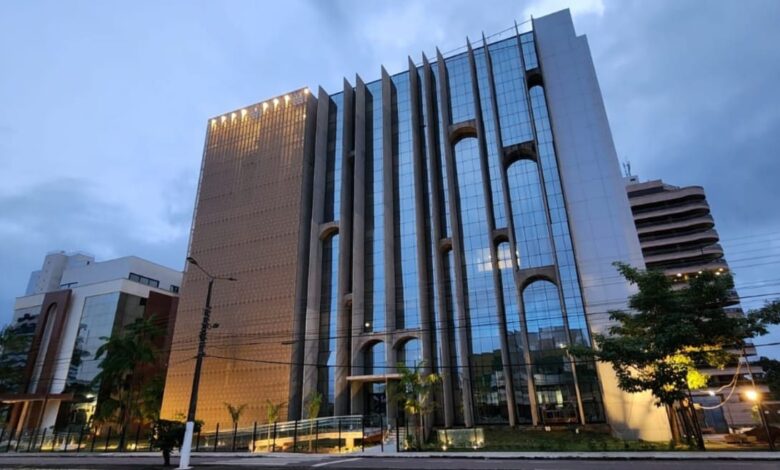 Tribunal de Contas aponta ilegalidade em processo seletivo da Seduc e determina fim de contratações temporárias de professores - Política