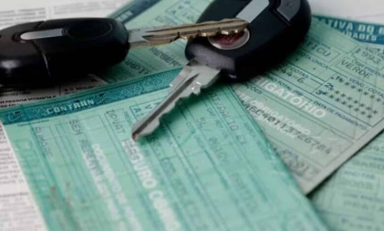Sua CNH Pode Ser Cancelada por Dívida de IPVA? O Que a Lei de 2025 Realmente Diz Vai Te Surpreender!