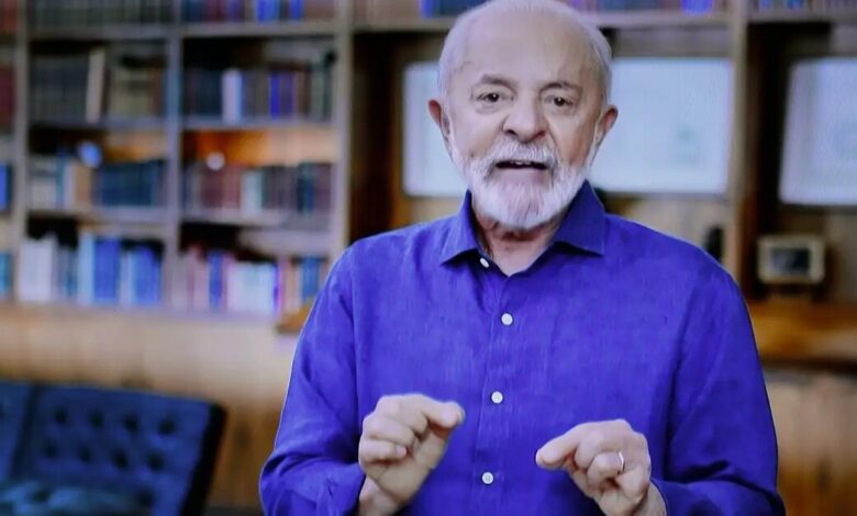Lula defende debate sobre fim da escala 6x1 e aborda fraude no INSS