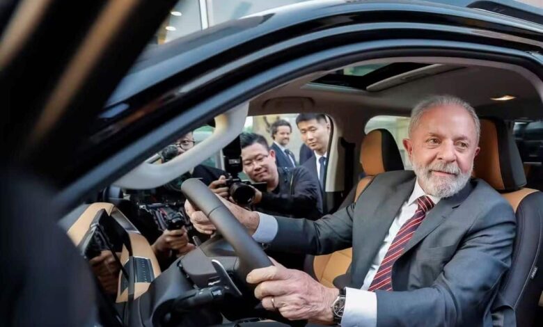 Lula defende investimento em educação para o Brasil competir com a China no setor de carros elétricos