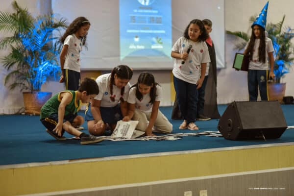 Professores participam de palestra sobre alfabetização em Boa Vista