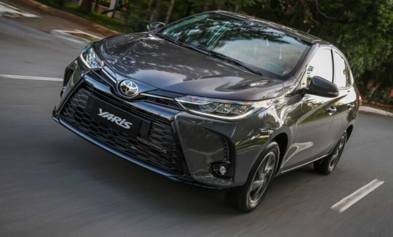 O CEO dos Superesportivos Que Dirige um Toyota Yaris? O Que Está Por Trás Dessa Surpreendente Escolha!
