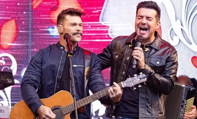 Marcos e Belutti em show