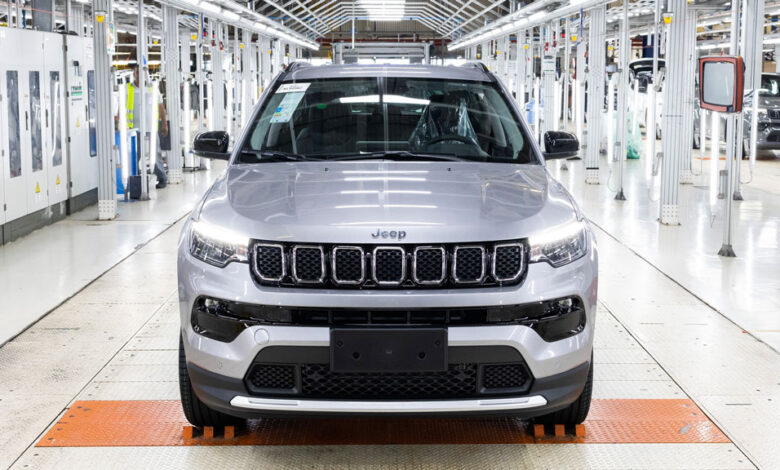 Jeep Compass na linha de produção. Fábrica de Goiana, em Pernambuco.