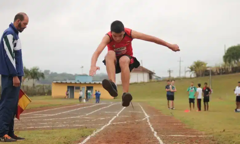Secretaria de Esportes abre inscrições para Escolinha de Atletismo em Tibagi