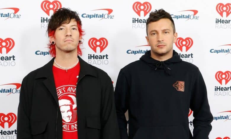 Twenty One Pilots Speed Things Up And Score Multiple New Top 10s