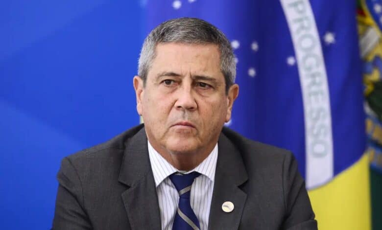 PF diz que Braga Netto foi "figura central" para desacreditar eleições - Nacional