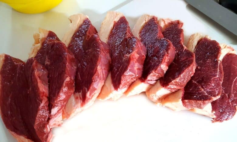 Parecem picanha, mas são vendidas como carnes bem mais baratas no açougue. Veja alguns cortes que deveriam ser mais valorizados.