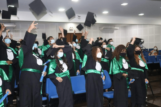 Colação de Grau Simbólica na UFMS para Formandos da Pandemia