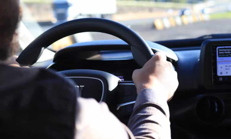 Há uma nova ferramenta que serve como termômetro para motoristas aceitarem ou não corridas usando apps como Uber, 99 e outros; entenda.