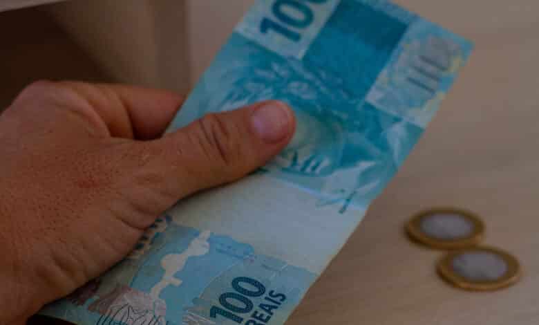 Imagine ter seu nome limpo de novo gastando menos de R$ 100 para isso - essa opção realmente pode funcionar para muitas pessoas.