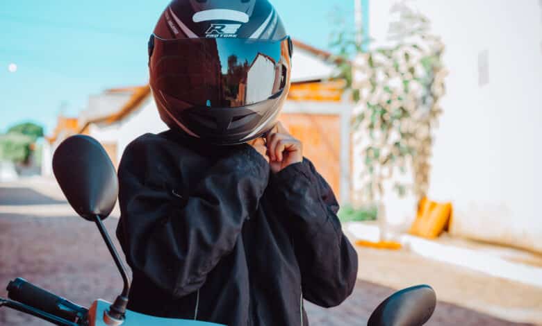 Pesquisa revela dados surpreendentes sobre acidentes relacionados ao uso de moto no Brasil; entenda o que está por trás dessas ocorrências e veja como proceder a partir de agora.
