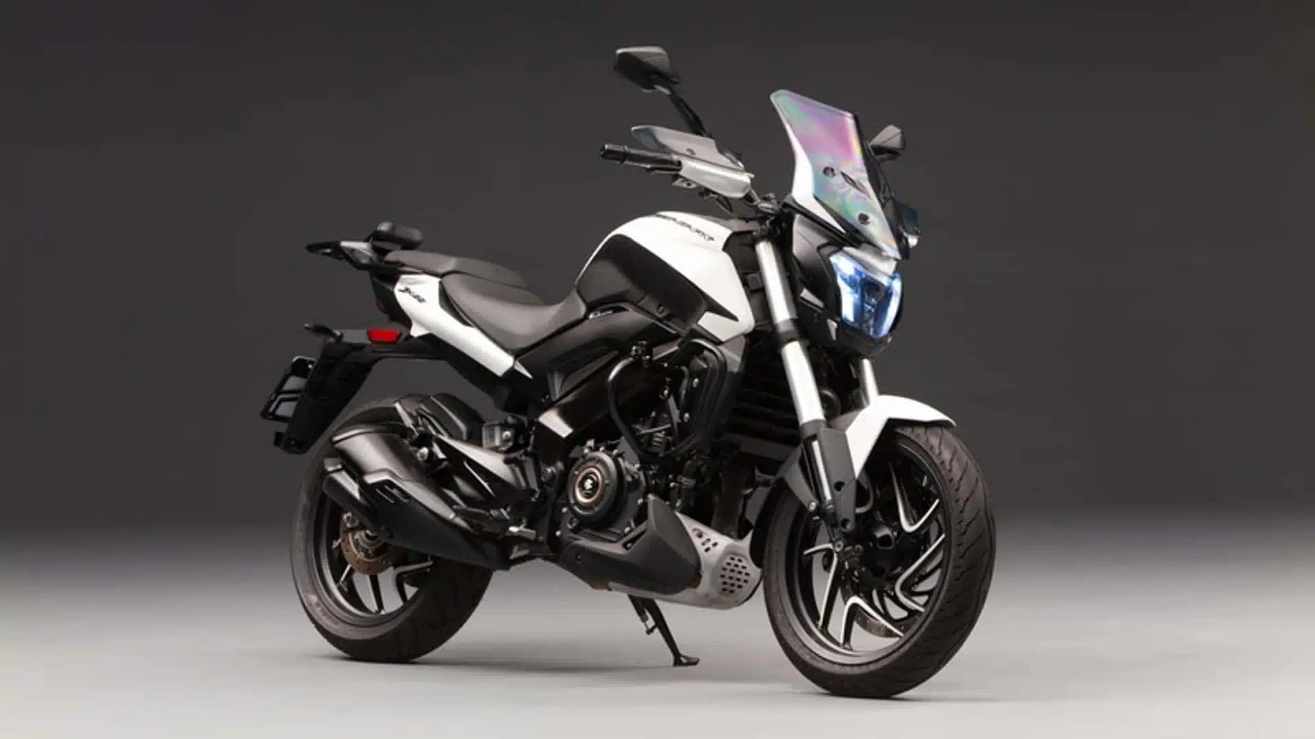 Bajaj Dominar 400 tem novas cores disponíveis; confira preços
