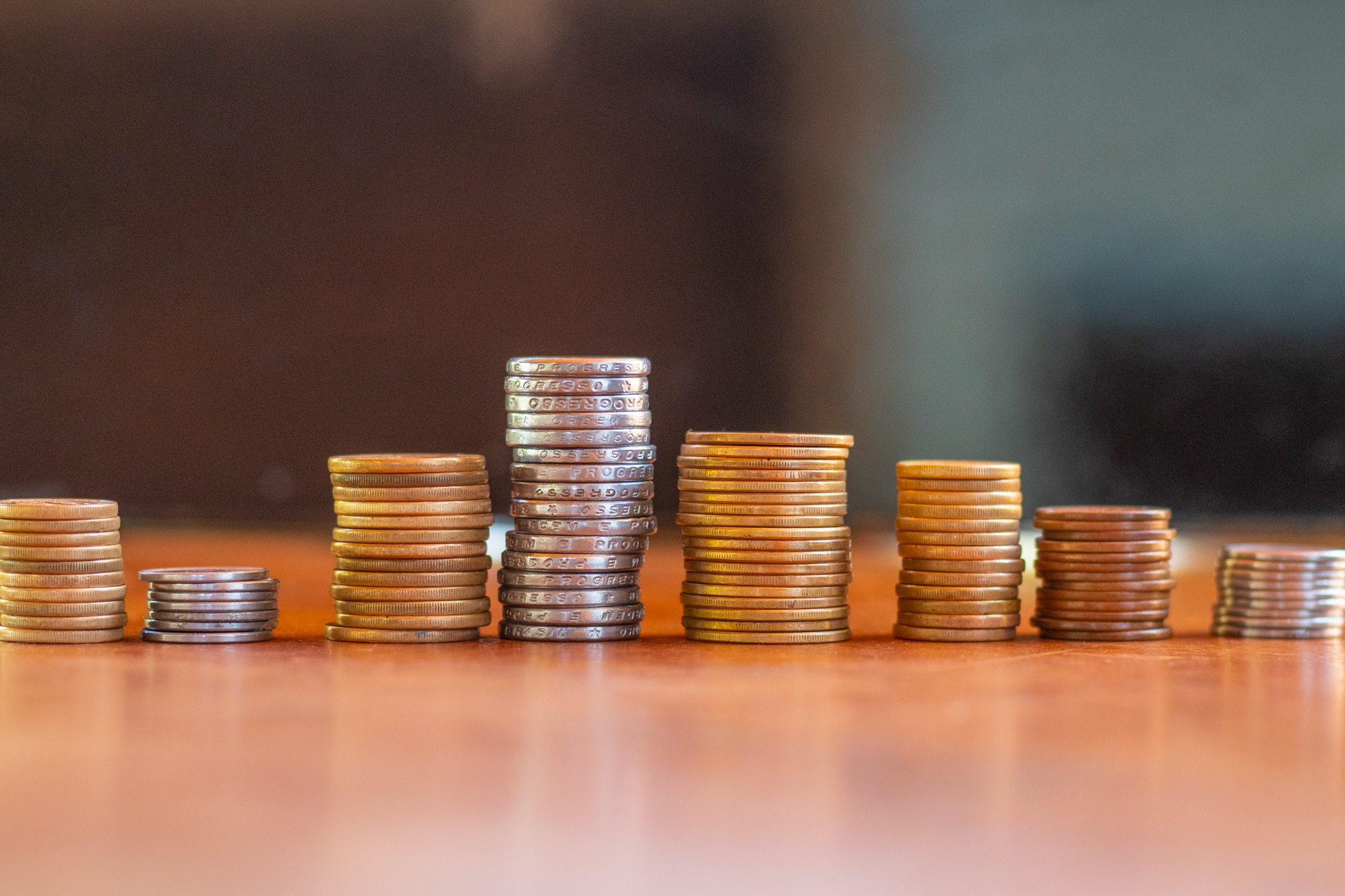 Ter uma CNH em mãos pode possibilitar ganhos financeiros mesmo sem ter um veículo próprio para trabalhar; entenda como isso acontece.