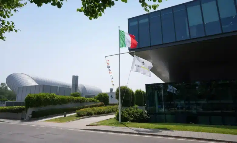 Ferrari Inova com Iate Hypersail movido a energia renovável – Fipe Carros