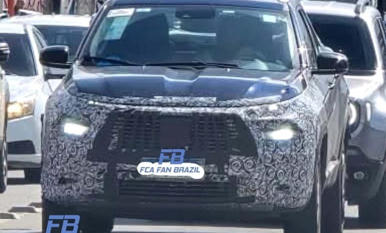 perto do lançamento, Fiat Toro 2026 começa a perder disfarces