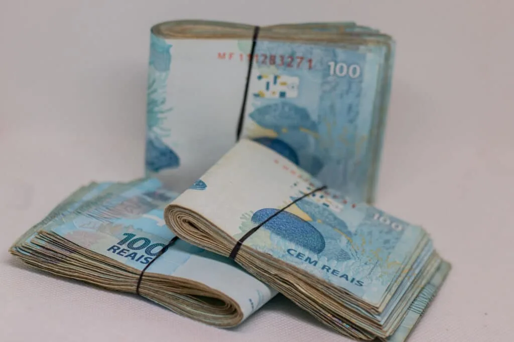 Quanto você pagaria pelo carro mais barato do Brasil? Veja se vale a pena desembolsar quase 8 dezenas de milhares de reais para conseguir comprar um.