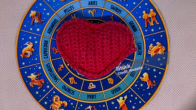 Conheça quais são os signos devem enfrentar um grande chamado no amor neste momento, segundo as previsões do horóscopo mais recentes; a paixão estará no ar.