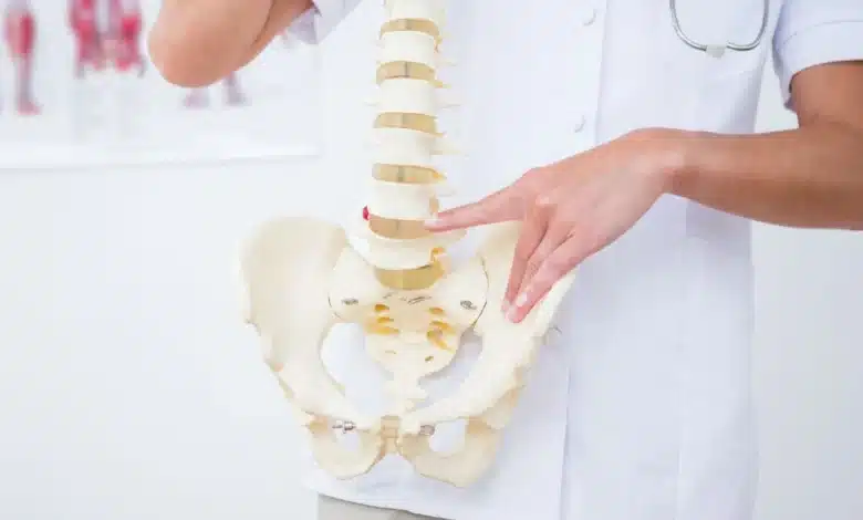 Qual é o médico apropriado para coluna