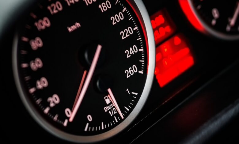 Quanto você roda com seu veículo? Veja qual é a quilometragem ideal para manter o carro em dia; confira os detalhes.