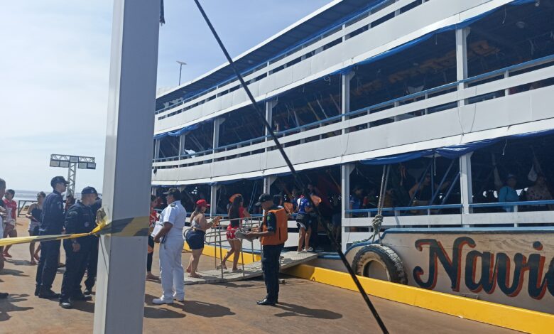 Prefeitura de Manaus participa da operação ‘Chapa Quente’ de fiscalização no rio Negro para o Festival Folclórico de Parintins