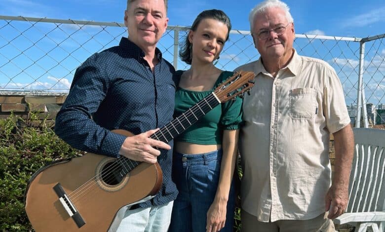 Raul Ellwanger, Fernanda Krüger e Daniel Wolff lançam o álbum 'Na Rua da Margem', em Porto Alegre