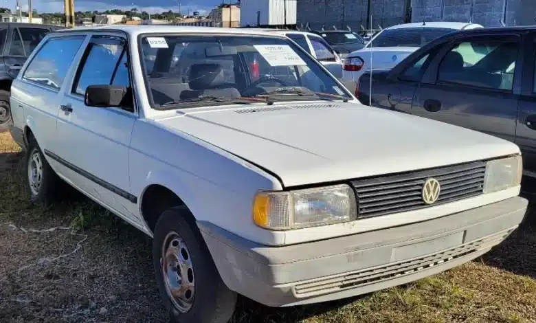 Com carro a partir de R$ 1,1 mil, Estado abre inscrições para leilão de 306 veículos