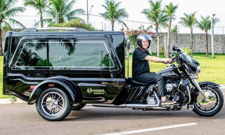 Uma moto de funerária pode dar certo? Ela se tornou realidade e o valor para criá-la surpreendeu bastantes; veja os detalhes.