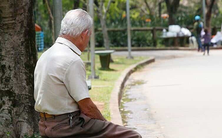 População idosa deve chegar a 2 bilhões até 2050 e elevar casos de violência, estima ONU