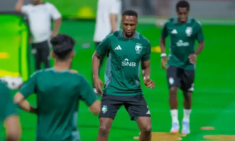 Jogadores sauditas treinando
