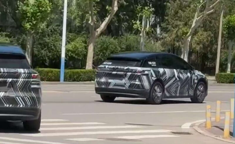 Li Auto i6 estreia em setembro como SUV elétrico para famílias