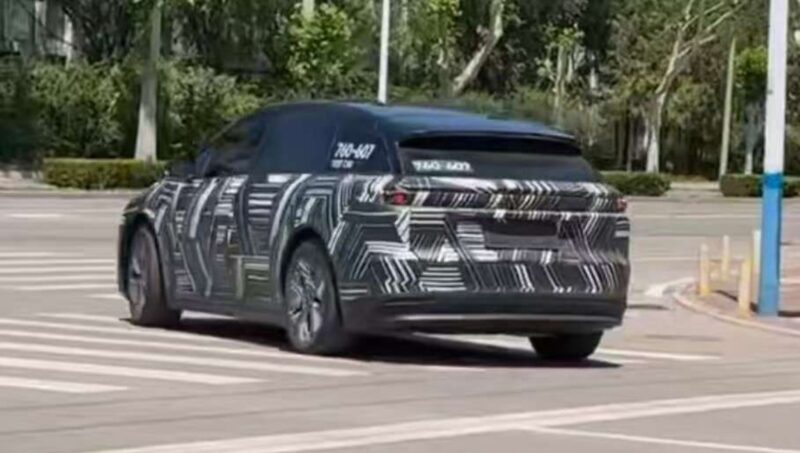 Li Auto i6 estreia em setembro como SUV elétrico para famílias