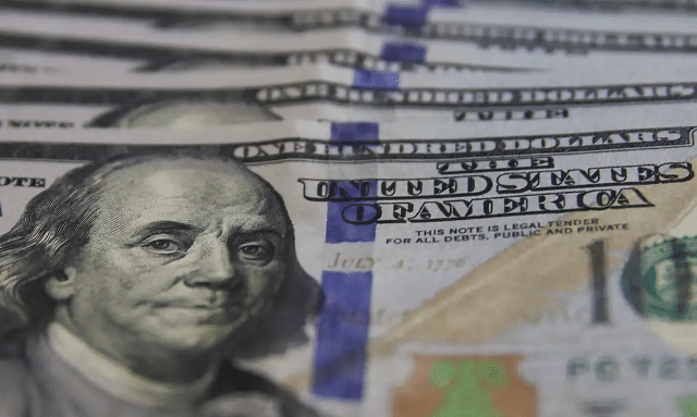 moeda sobe para R$ 5,54 após Trump taxar produtos do Brasil