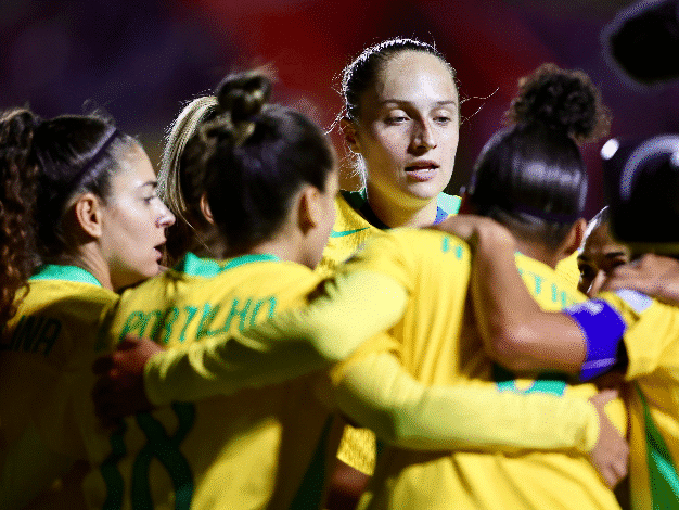 Brasil vence Venezuela na estreia da Copa América por 2 a 0