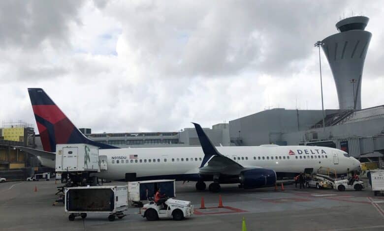 FAA investigates Boeing 737 that lost part of wing flap mid-flight