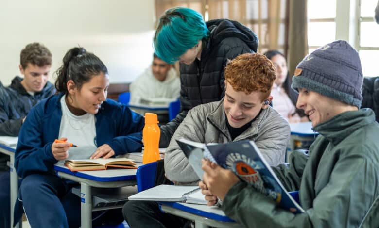 Mais de 57 mil alunos voltam às aulas em Ponta Grossa e região