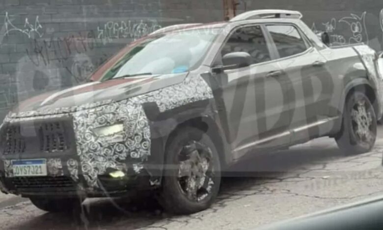 Fiat Toro 2026 é flagrada quase sem disfarces e adota grade do Panda