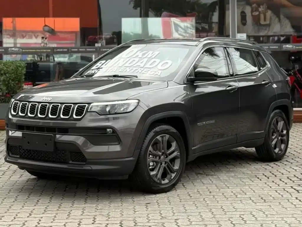 Jeep anuncia Compass Longitude com uma bolada de desconto de R$ 37.100 para CNPJ