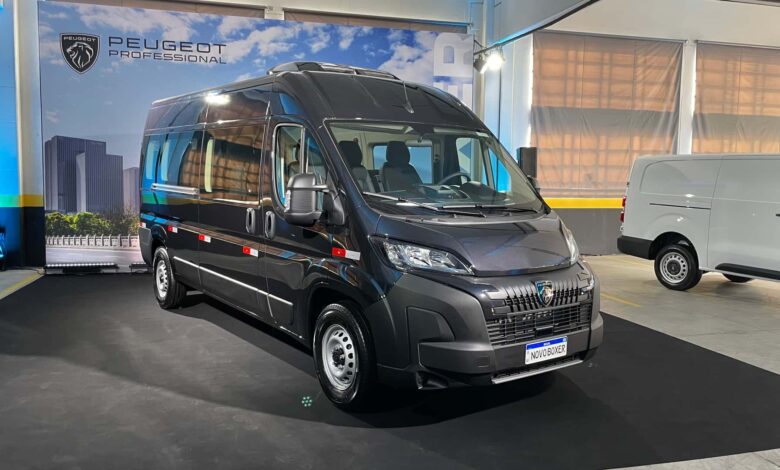 Peugeot Boxer 2026 chega ao Brasil com visual renovado e motor mais eficiente
