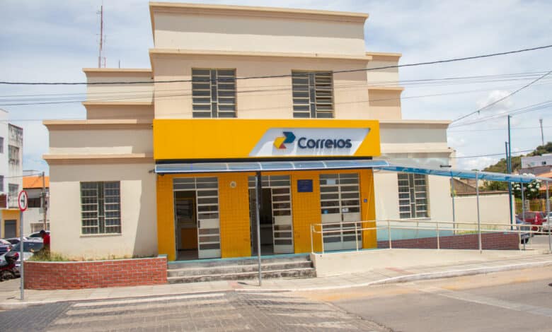 Ir aos Correios pode ser a melhor solução para reaver um dinheiro que os aposentados do INSS perderam durante muito tempo no Brasil.