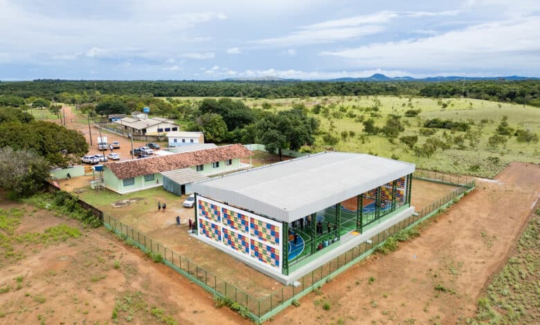 Escolas indígenas de Boa Vista ganham quadras poliesportivas