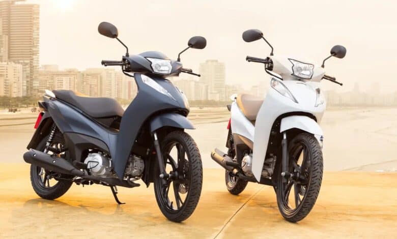 A Honda Biz é uma das motos mais amadas e compradas no Brasil; veja quanto custa financiar uma dando uma pequena entrada hoje.
