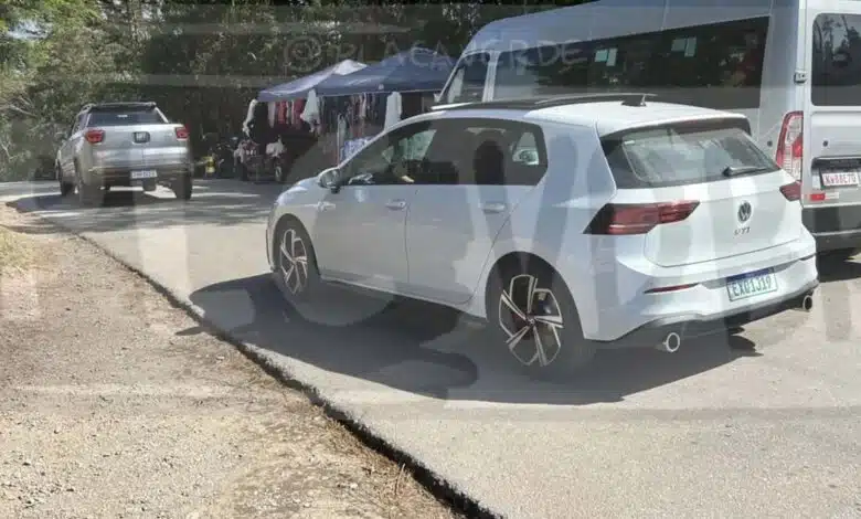 No Brasil em 2025, VW Golf GTI segue em testes e revela novas rodas