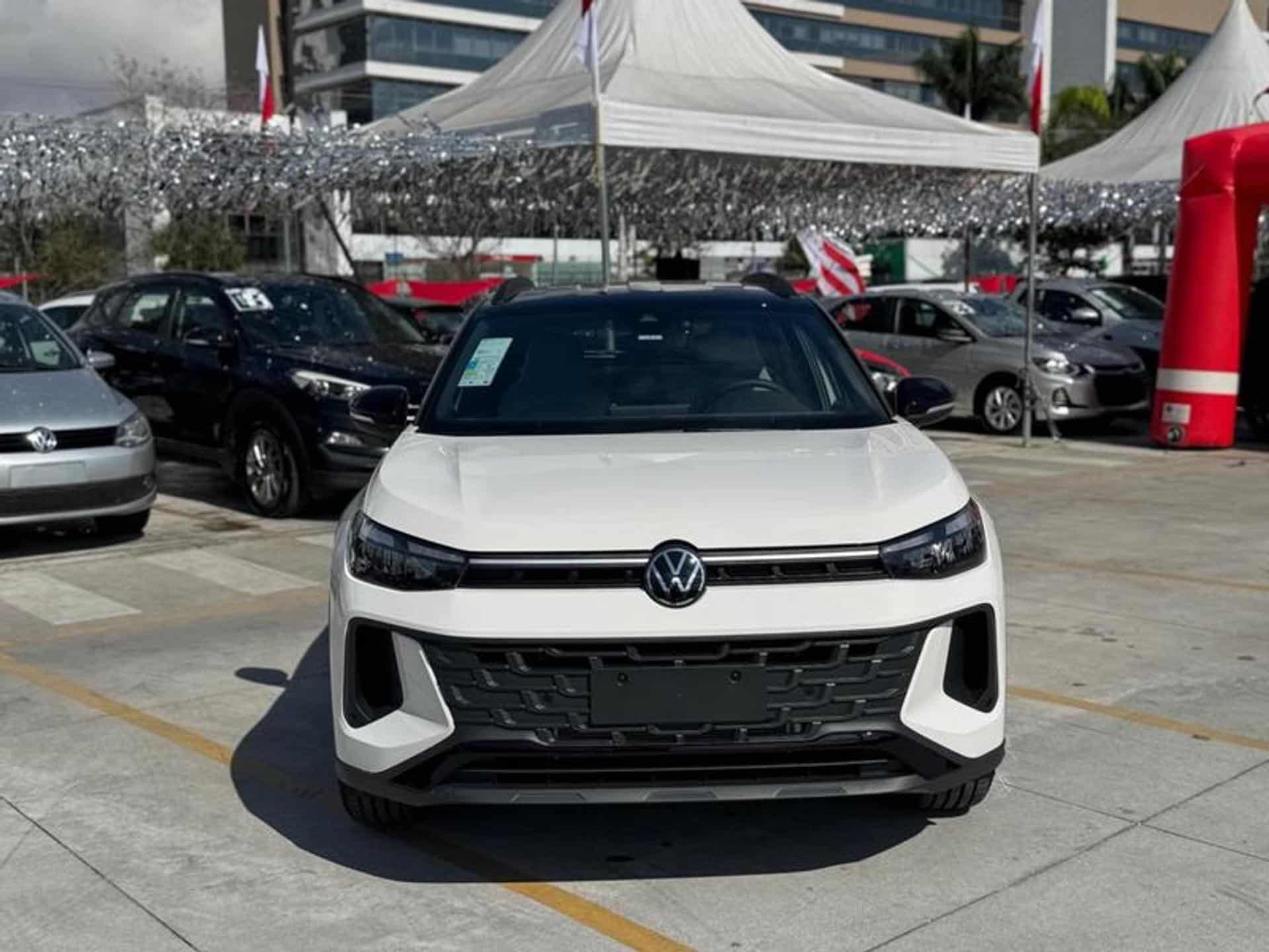 Versão de entrada do Volkswagen Tera por R$ 103.990 vale a pena?