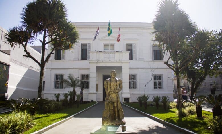 São Vicente abre concurso público para professores em 2026, com 58 vagas — Prefeitura de São Vicente